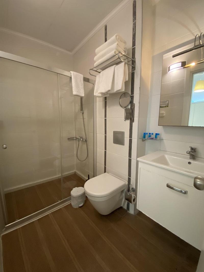 Larimar Boutique Hotel image