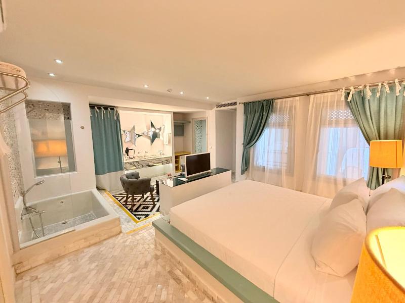Marge Hotel image