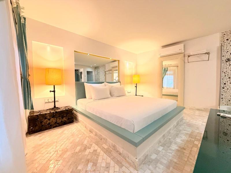 Marge Hotel image