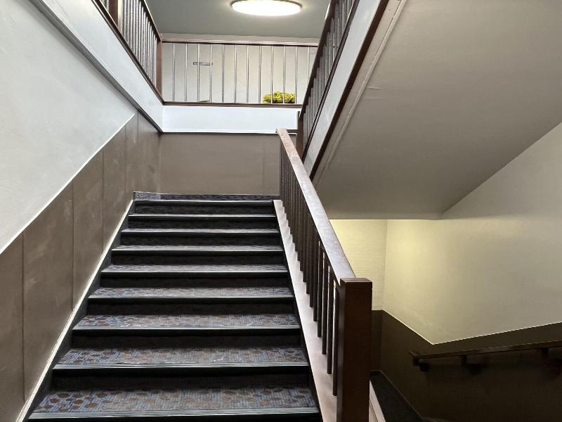 Commercial Hotel image