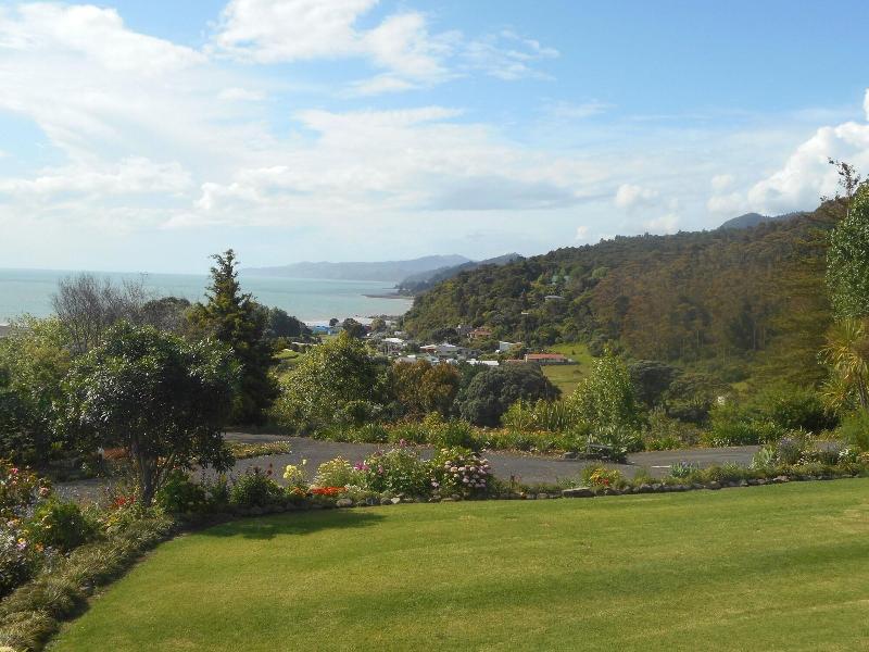 La Casa Te Puru Lodge image