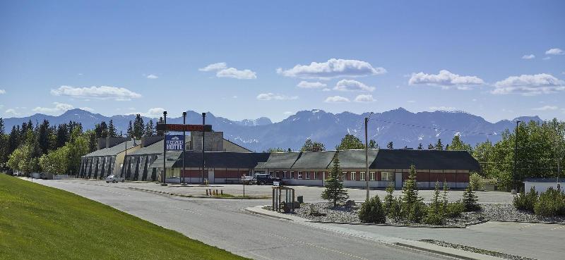 The Crestwood Hotel image