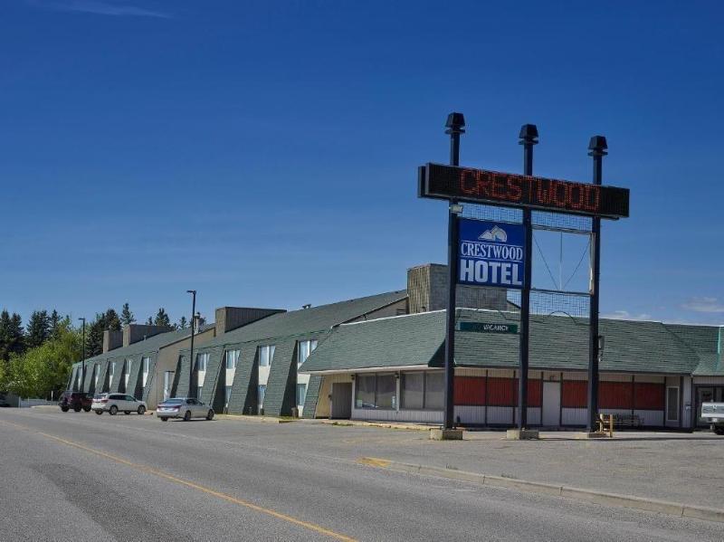 The Crestwood Hotel image