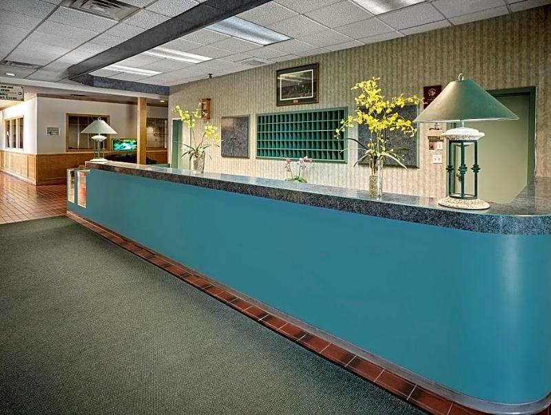 The Crestwood Hotel image