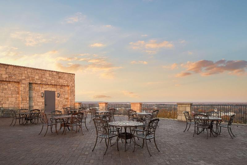 The Oread Lawrence, Tapestry Collection By Hilton image