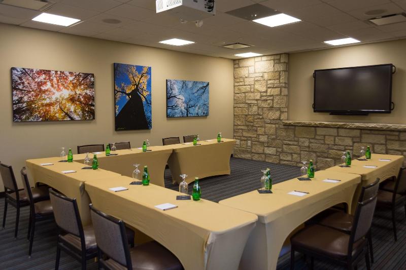 The Oread Lawrence, Tapestry Collection By Hilton image