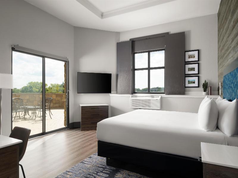 The Oread Lawrence, Tapestry Collection By Hilton image