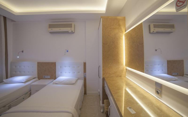 Hotel Ferah image