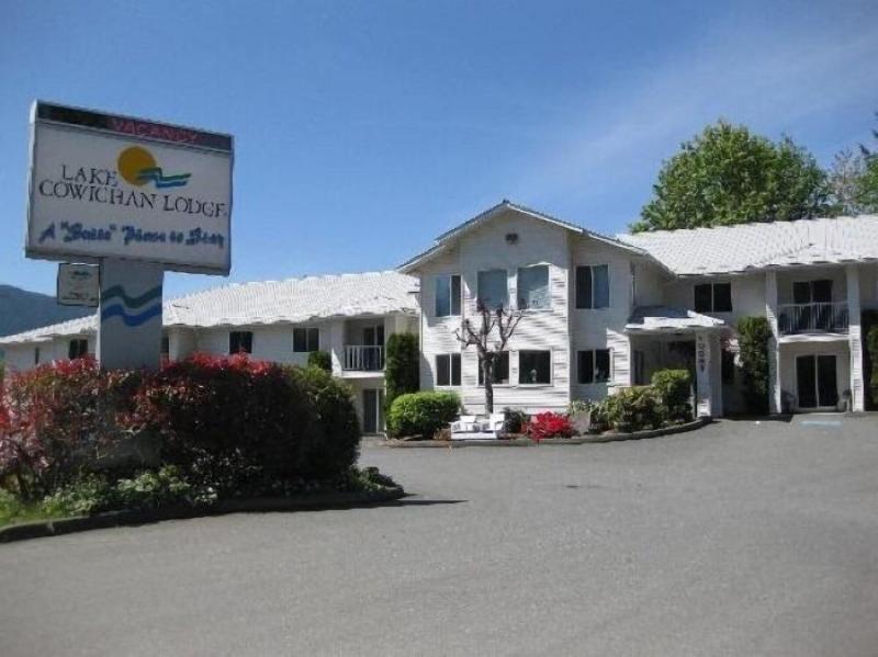 Lake Cowichan Lodge image