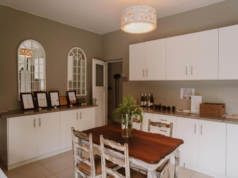 Caza Beach Guesthouse image