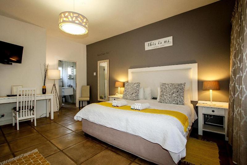 Caza Beach Guesthouse image