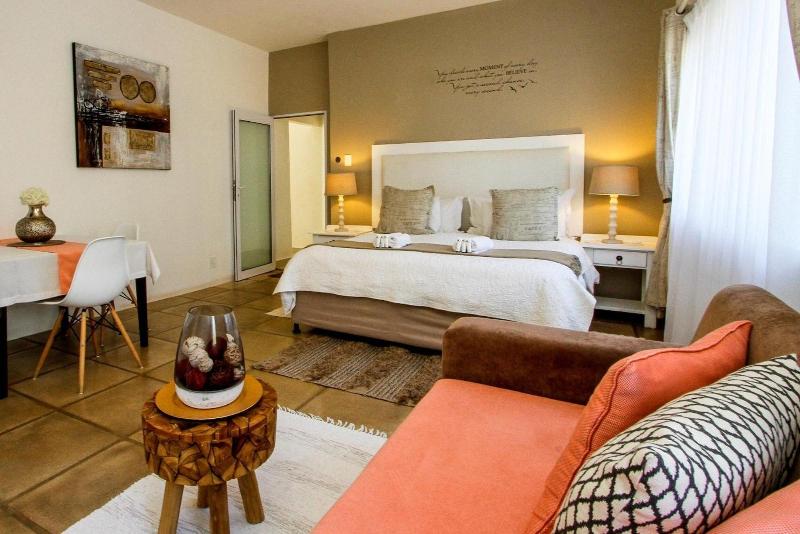 Caza Beach Guesthouse image