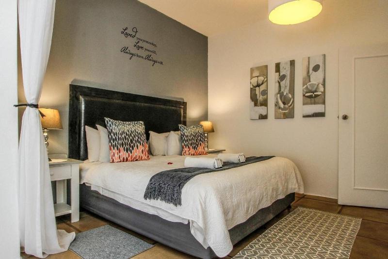 Caza Beach Guesthouse image