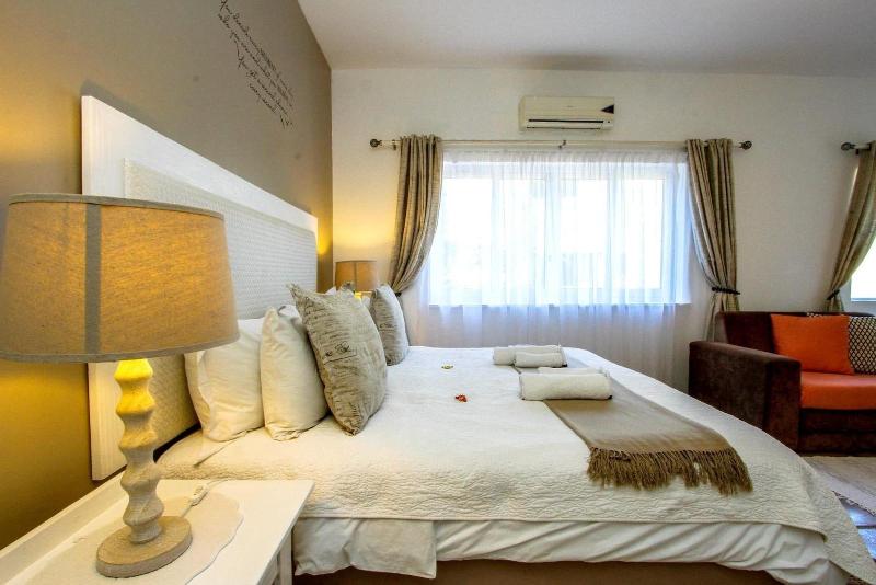 Caza Beach Guesthouse image