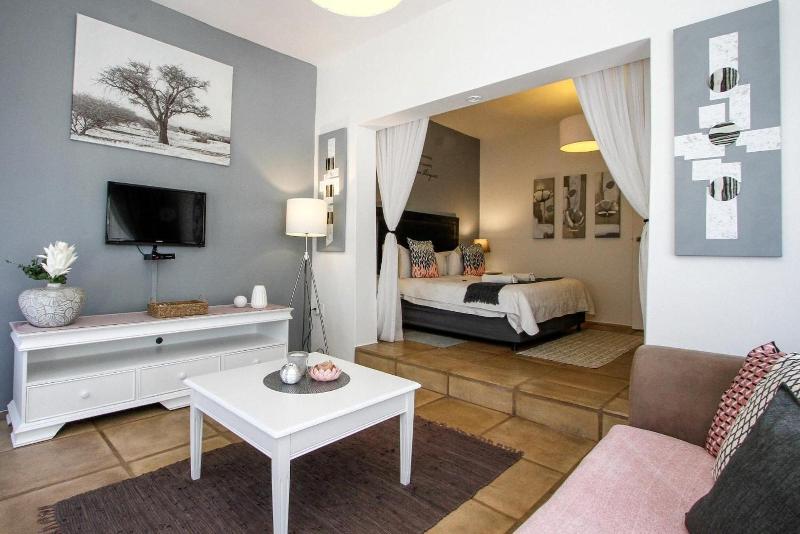 Caza Beach Guesthouse image