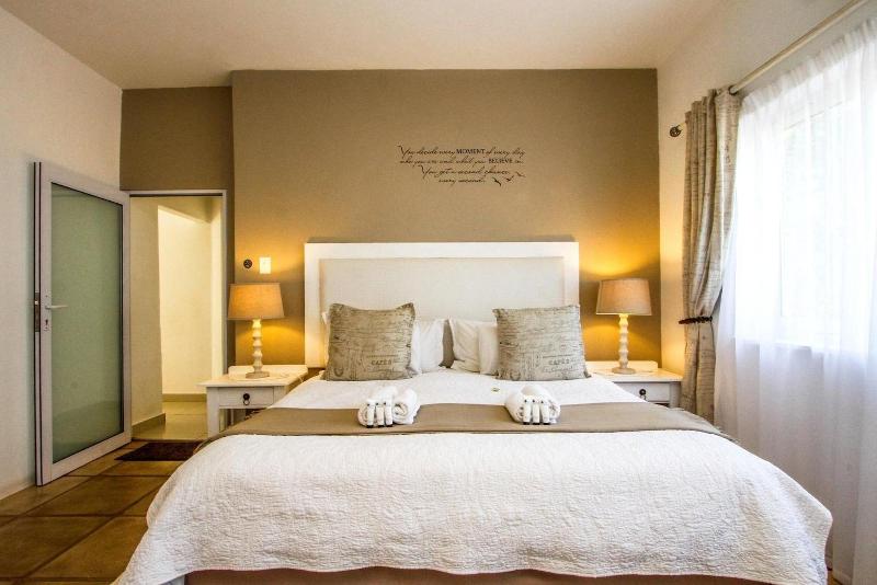 Caza Beach Guesthouse image