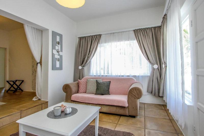 Caza Beach Guesthouse image