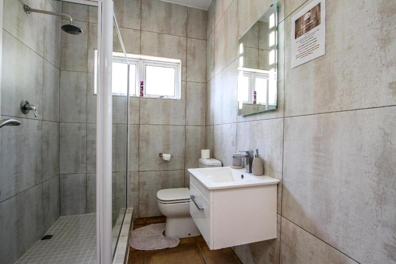 Caza Beach Guesthouse image