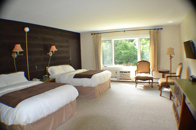 Toll Road Inn image