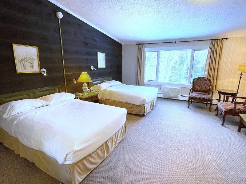 Toll Road Inn image
