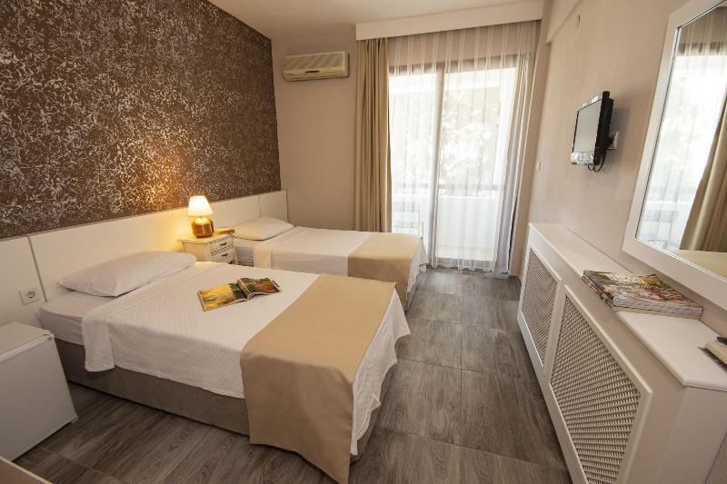 Cesurlar Hotel image