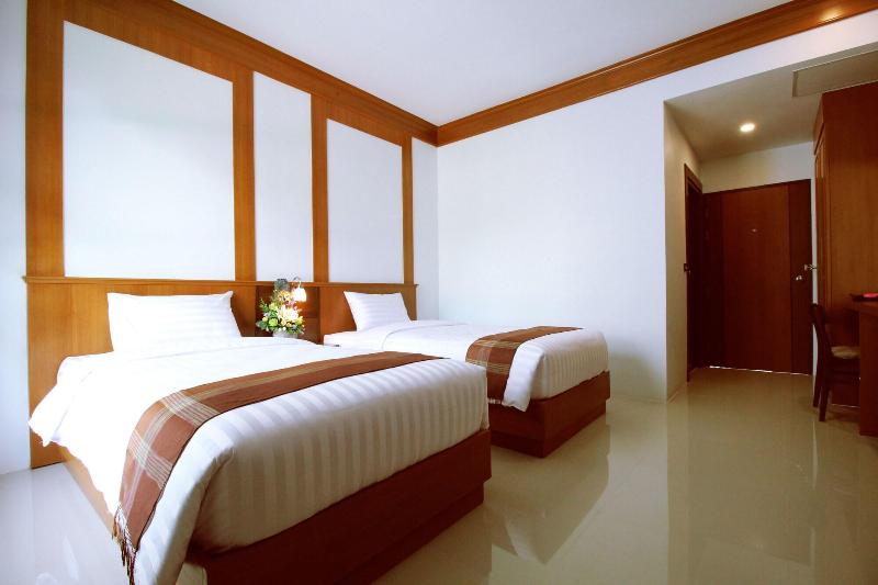 Nonghan Grand Hotel And Resort image