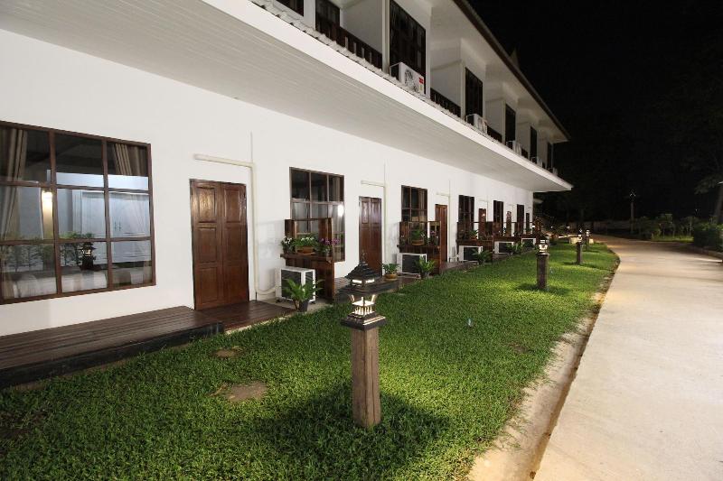 Nonghan Grand Hotel And Resort image 10