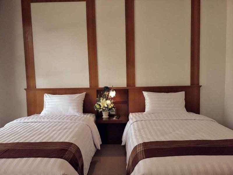 Nonghan Grand Hotel And Resort image 2