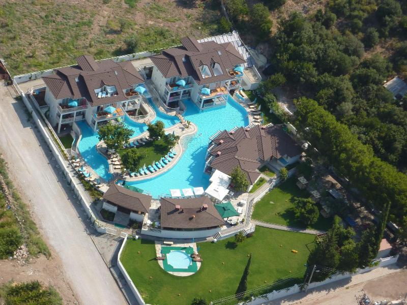 Mozaik Swim Up Hotel And Apartments image