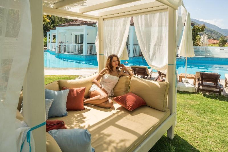 Mozaik Swim Up Hotel And Apartments image