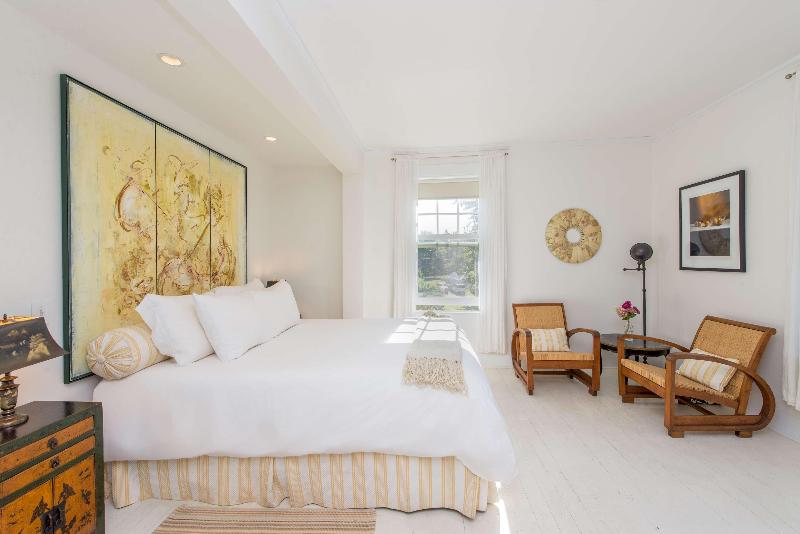 Chebeague Island Inn image