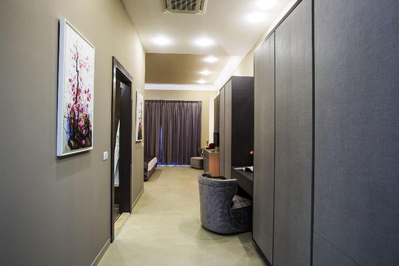 Cherry Blossom Boutique Hotel image