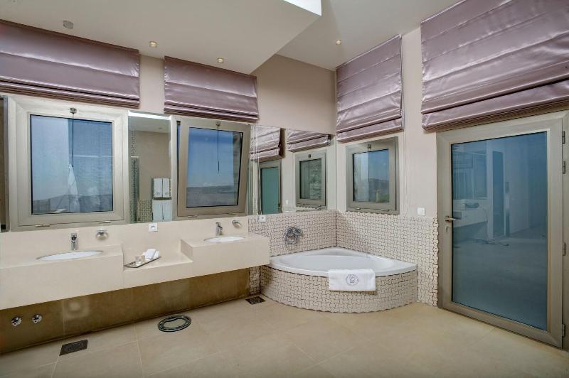 Cherry Blossom Boutique Hotel image
