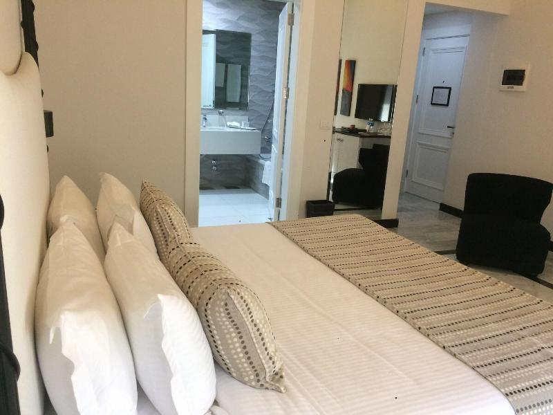 Cherry Blossom Boutique Hotel image