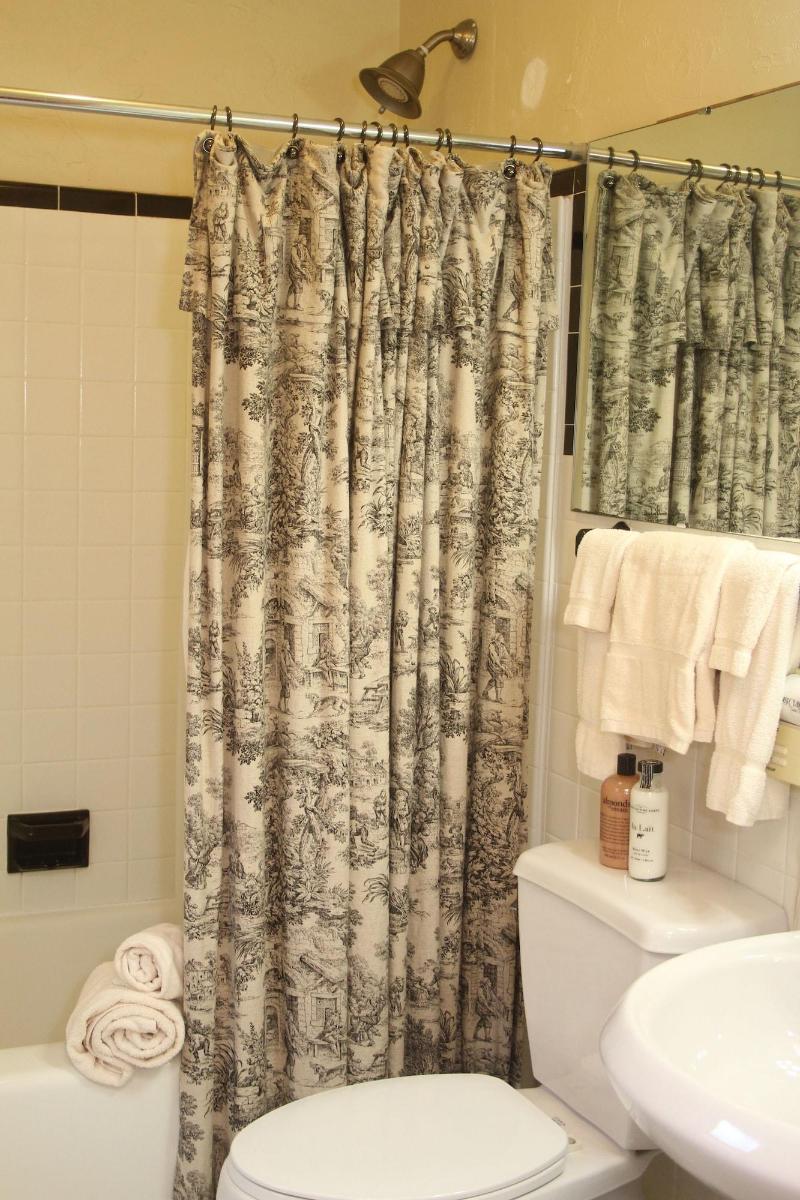 Ridgeway Inn image 1