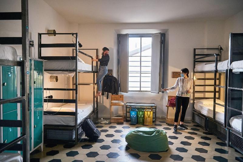 Madama Hostel & Bistrot image