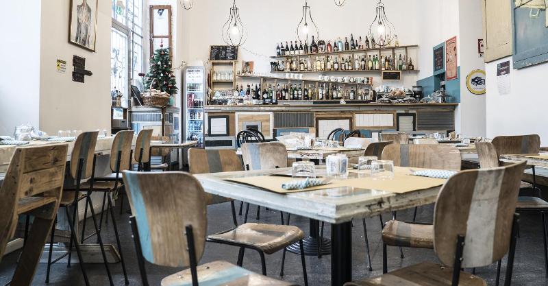 Madama Hostel & Bistrot image