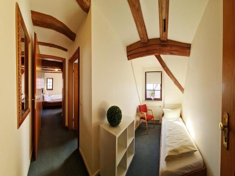 Hotel zur Waldbrücke image