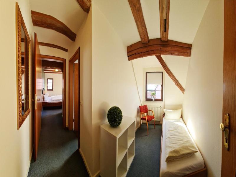 Hotel zur Waldbrücke image