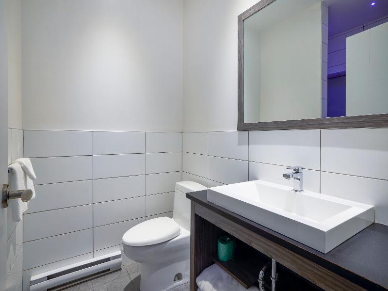 Hôtel Ô Suites — photo 38