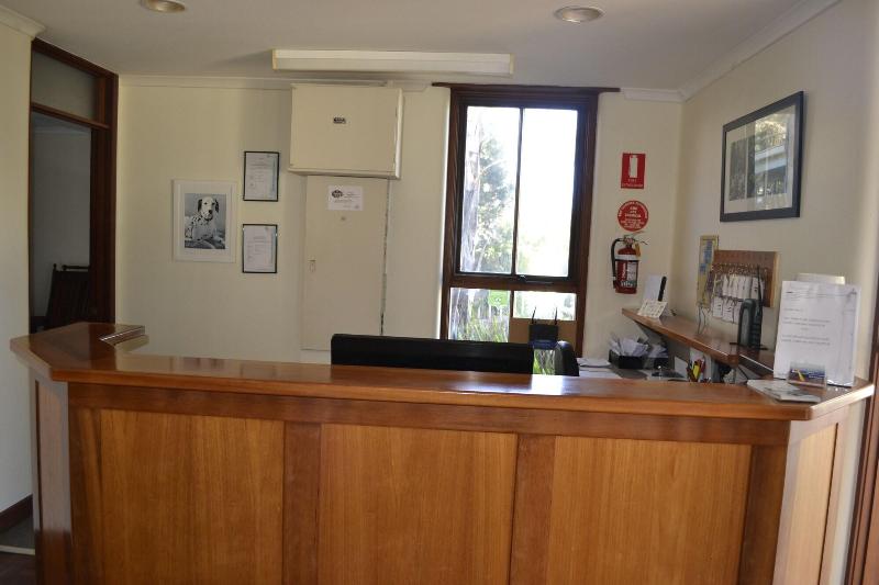 Lightkeepers Inn Motel image