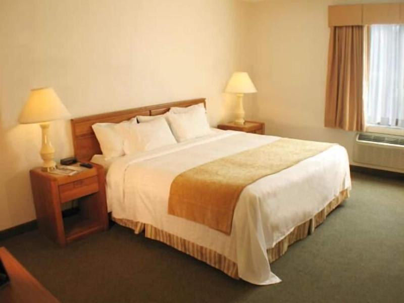 Rosemont Suites image