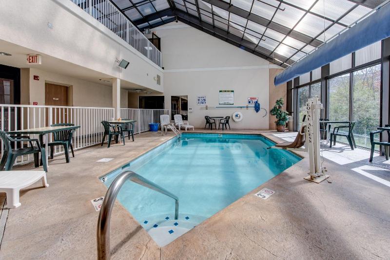 River Bend Inn image