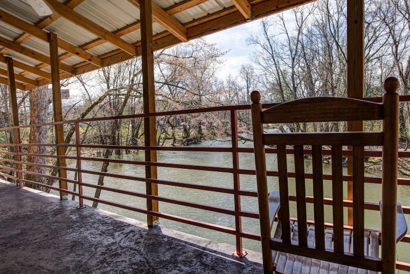 River Bend Inn image