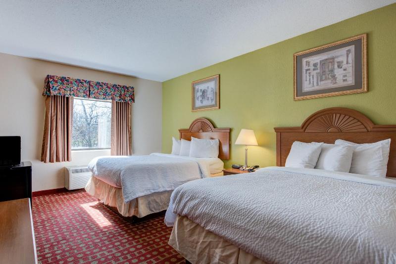 River Bend Inn image