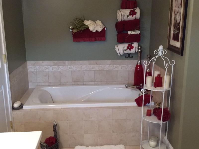 Pictured Rocks Bed And Breakfast image