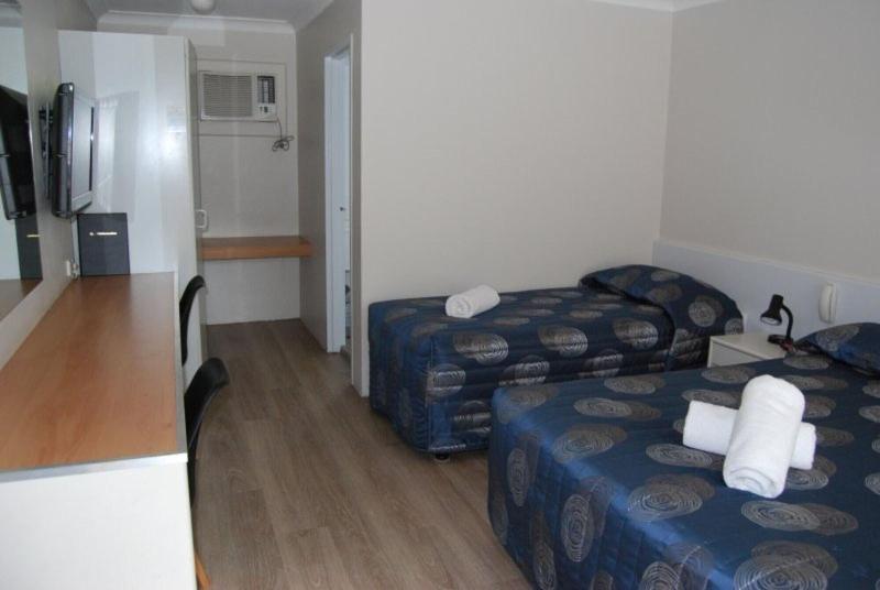 Sutherland Motel image