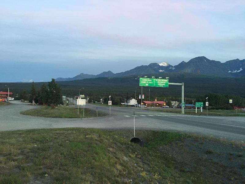 Kluane Park Inn — general view