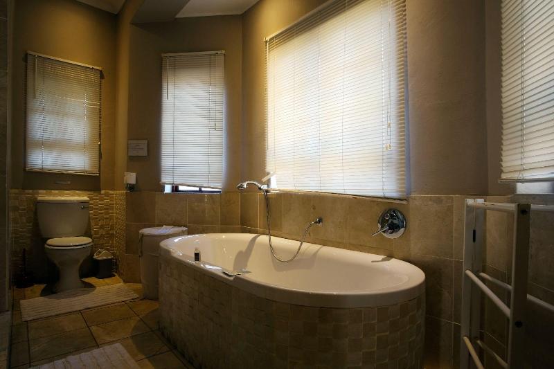 Cu Boutique Guest House image