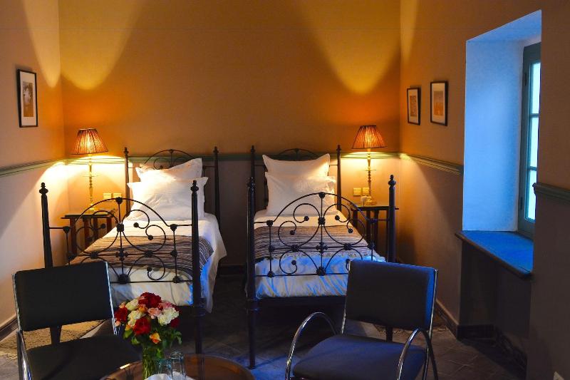Hotel L'Iglesia image